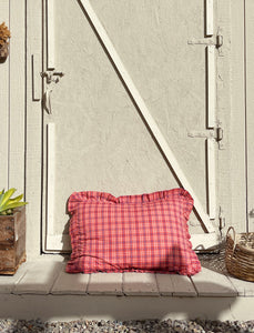 LUDLOW Heritage Ruffle Pillow