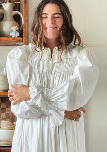 Victorian Ruffle Collar Nightgown