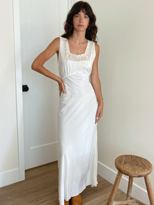 1930s White Rayon Bias Slip